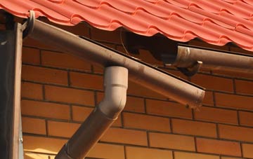 South Runcton gutter repair costs